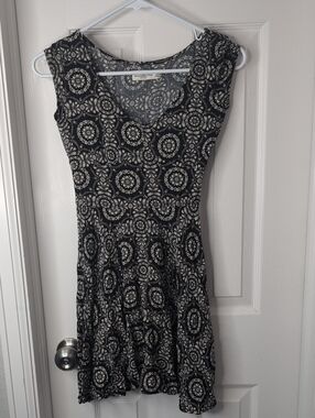 Abercrombie & Fitch Black and White Medallion Mini Dress Size XS